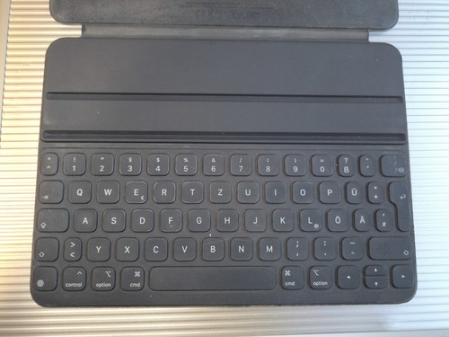 Apple ipad smart keyboard - ipad,