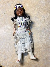 Indianer-Puppe Hertage Dolls Reservation 28 cm Leder Kostüm Mit Baby Papous