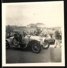 Fotografie Auto Cabrio, offener Reisewagen neben Renault PKW 