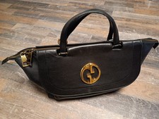 Gucci Tasche Schwarz goldene Hardware Leder Groß  für Büro Handgelenk/ Schulter