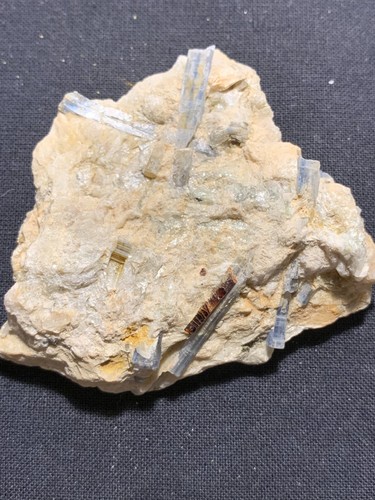 Disthen staurolith pizo - disthen,, staurolith,
