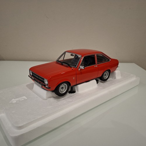 Minichamps ford escort - minichamps,