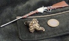 alter Charivari Anhänger Reh