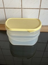 Tupperware 2797