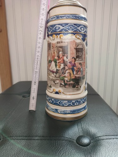Bierkrug mit zinndeckel - bierkrug,