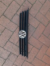 VW Polo 6 N Kühlergrill Kühlergitter Frontgrill mit Emblem