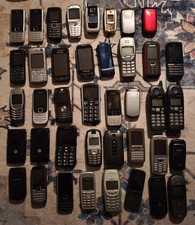 Handy Konvolut - 40 Alte Handys Ersatzteile für Bastler Konvolut Defekt