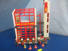 ANGEBOT !! 5361 Feuerwehr Station mit  v Figuren Zubehör Playmobil 6250