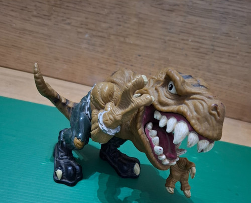 Street sharks bone rex - street, t-bone