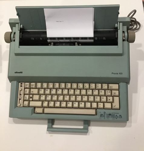 Reiseschreibmaschine olivetti - reiseschreibmaschine,