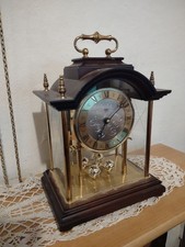 Drehpendeluhr Tischuhr mit Quartz Uhrwerk "Koma-Uhr"