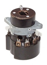 Patronen-Fassung 1679 für Röhre RV12P2000 und andere / gebraucht, aber neuwertig