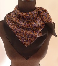 Guy Laroche Paris Seidentuch