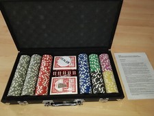 Games Planet Pokerkoffer mit 300 Laser-Chips-Black Edition