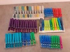68 bunte Wäscheklammern neu