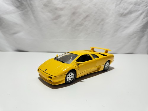 Bburago lamborghini - 1:24,