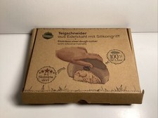 H058 Teigschneider TreeBox mit Silikongriff - Edelstahl 