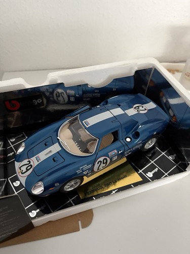 Modellautos bburago - 1:18,