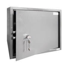 Möbeltresor mit Schlüssel 63