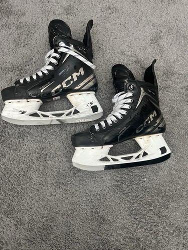 Ccm pro schlittschuh 8 - xf, gr.