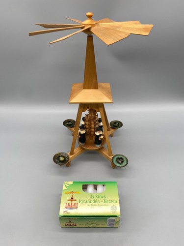 Weihnachtspyramide - *,
