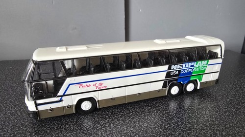 Rietze reisebus neoplan - rietze, 1:87