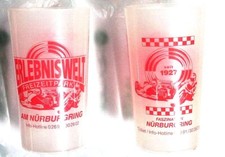 2 Becher Hartplastik,  Erlebniswelt Nürburgring Formel 1- Nürburgring, gebraucht
