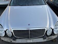 Mercedes Benz W211 Motorhaube