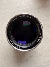 Carl Zeiss Planar 85mm 1.4 ZF2