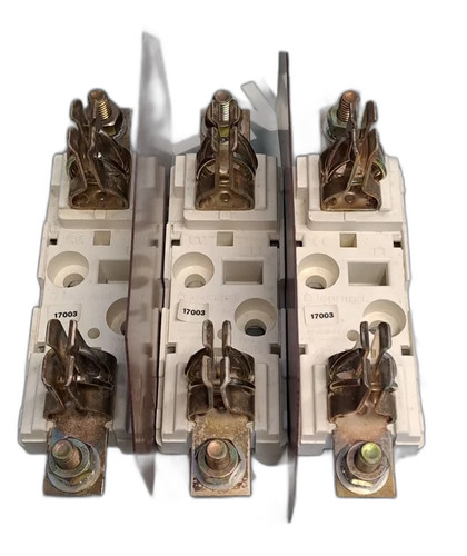 17003 legrand - -,