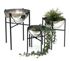 Blumenhocker Metall mit Topf