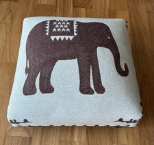 Schöner Schemel Fußhocker