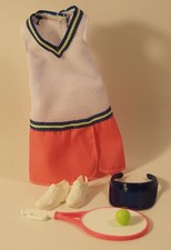 *Mattel*Barbie*HKT73*Outfit*Te