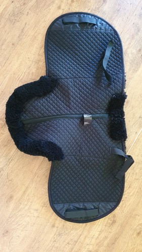 Lammfellsatteldecke snös von - lammfellsatteldecke,