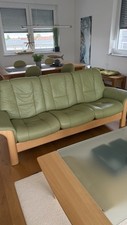 Verkaufe Stressless -Sitzgruppe und dazugehörigen Couchtisch