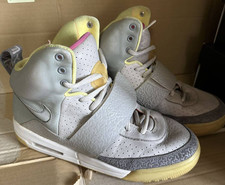 Nike AIR YEEZY 1 ZEN GREY