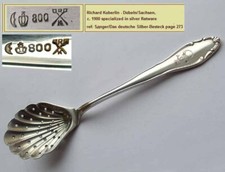 Wunderschöner Streulöffel