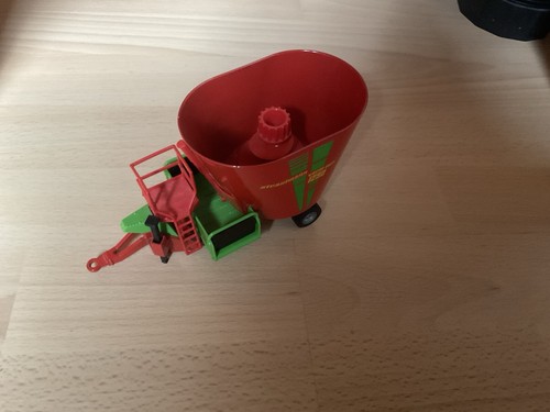 Siku farmer 2450 strautmann - farmer,