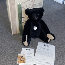 NEW Steiff Ean 420825 Black