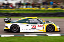 Lotus GT1 #23 Benetton Castrol