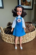 Pedigree Sindy Puppe fester