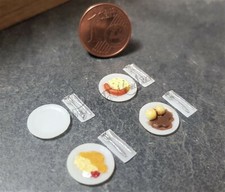 Teller Set mit Speisen