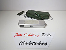 Minox B mit Complan 1:3.5 f=15mm Miniaturkamera  in normalem Gebrauchszustand