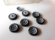 Carrera Servo 140, Vorderreifen 79390, Ersatzteile, Rennbahn Zubehör, OVP