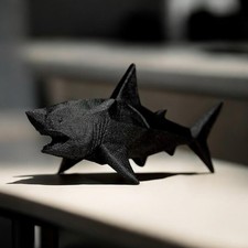 Black Hai Low Poly Figur