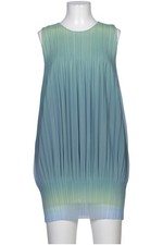 PLEATS PLEASE ISSEY MIYAKE