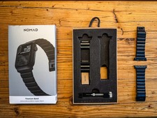 Nomad Titanium Band Schwarz für Apple Watch 1-8, Ultra, SE 44/45/49mm
