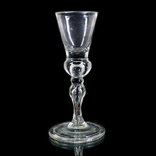 Weinglas mit Balusterschaft