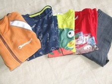 3 Shirts 1 Jeans 1 Jacke H&M