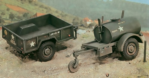 Italeri 250 gal s tank - 1:35,